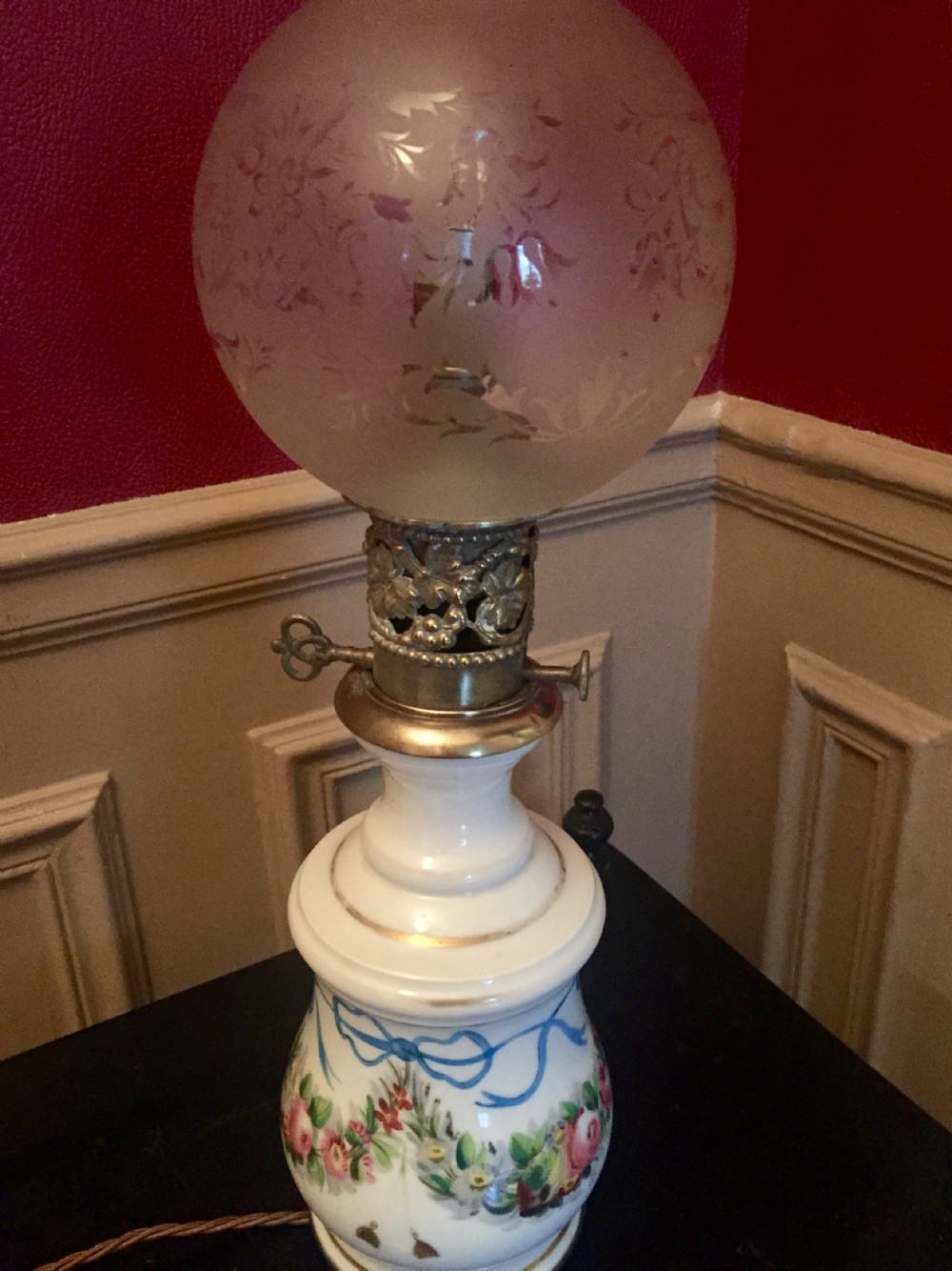 1850 oil lamp petit paris porcelain enamelled